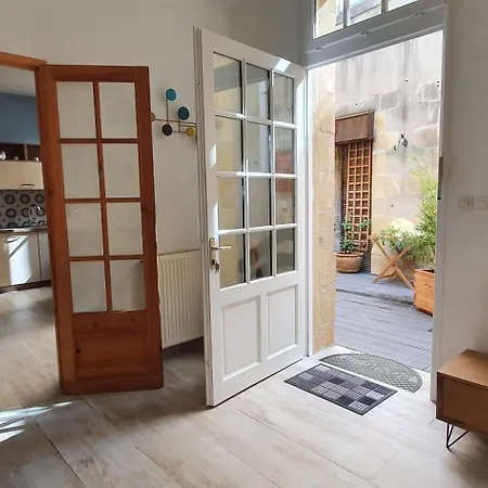 Maison De Ville, Bergerac Historique Tout A Pied Room photo