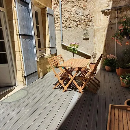 Maison De Ville, Bergerac Historique Tout A Pied Room photo