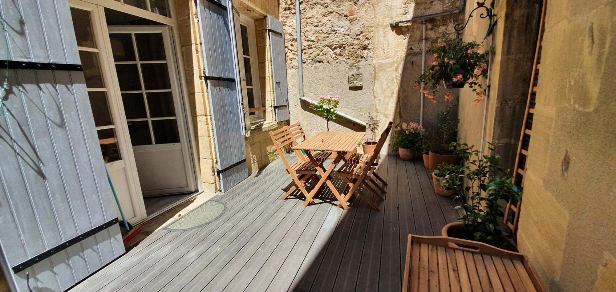 Appartement Maison De Ville, Historique A Pied